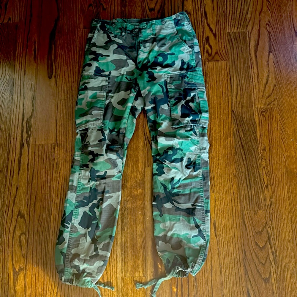 Mnml camo cargo